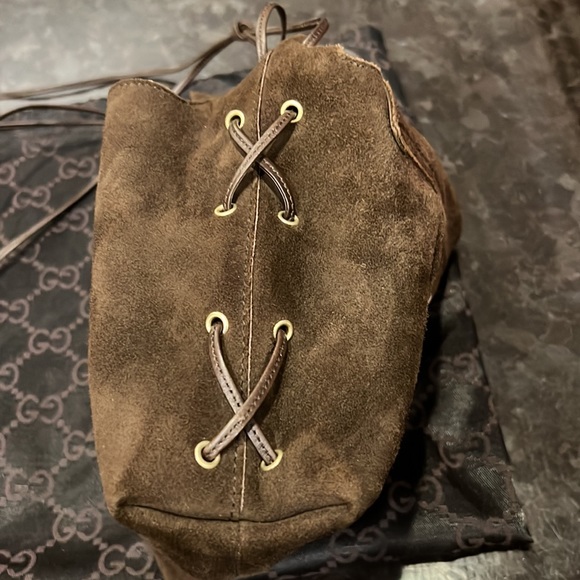 Gucci bag , used , like new . - Picture 4 of 5